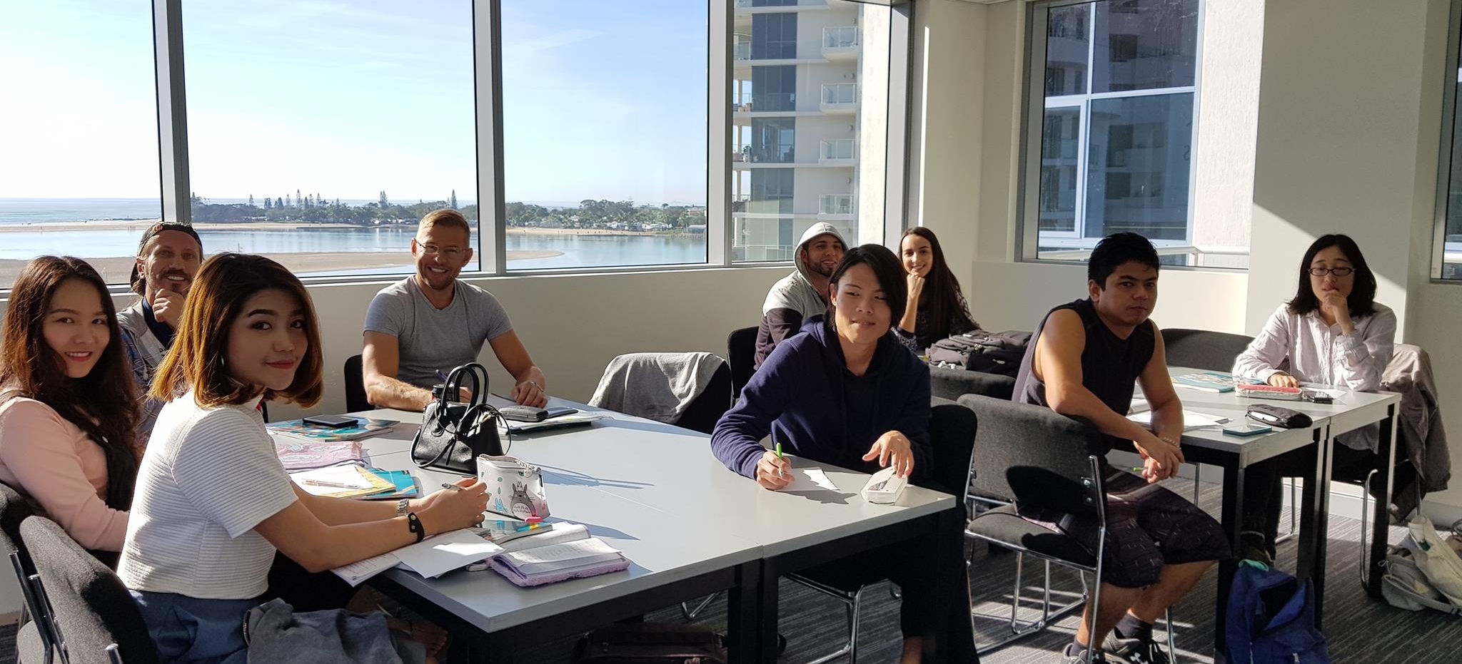 Lexis English Sydney Manly 語言學校 學生
